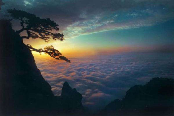 小型自動(dòng)氣象站在旅游業(yè)中的重要性